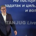 Narod me izabrao većinom, da ne dozvolim da ulica upravlja Srbijom: Predsednik Vučić posetio Rasinski okrug