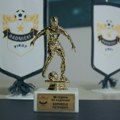KZN FK RADNIČKI: Predstavljene aktivnosti u nedelji jubileja i dodeljene zahvalnice sportskim novinarima