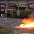 „Kuća spaljena do temelja, flaše i cigle na policiju…“: Šta se događa u Severnoj Irskoj? (VIDEO)