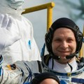 Ruski kosmonaut Vagner o prijateljstvu sa Amerima: “Oni umorni, promrzli, a mi im doneli boršč”