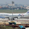 VIDEO Požar u kabini zbog litijumske baterije: Avion prinudno sleteo, putnici prestravljeni