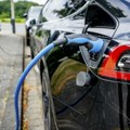 U Novom Sadu otvoren sajam EV Days, više od 30 električnih i hibridnih vozila dostupno za testiranje