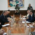 Vučić: Dobar razgovor sa ministrom Bajramovom o daljem jačanju odnosa dve zemlje