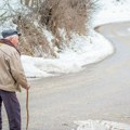 Hrvat Petar ima 90 godina i jedini je stanovnik sela na KiM: "Bojim se da niko neće naći moje telo kad umrem"