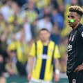 Navijač Fenerbahčea uperio laser fudbaleru u lice, sada ga čeka žestoka kazna
