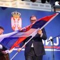 "Neka se nerviraju svi drugi oko nas, a mi da idemo napred kao brzi voz" Vučić na svenarodnom saboru u Nišu opisao kako za…