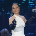 Ovako se slavi jubilej: Jelena Tomašević na sceni, najbolji prijatelji u publici