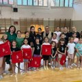 Predsednica opštine Jasna Vuković posetila rgk Olimpik i podržala mlade gimnastičarke