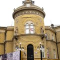 Protest ispred SKC-a, okupljeni traže da bude vraćen studentima