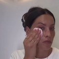 Mirka Vasiljević skinula šminku Posle 12 sati i pokazala lice: Glumica sve snimila, sva razmazana, a ovakvoj koži žene sanjaju…