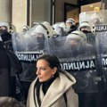 Tepić: Nasumično love ljude zbog napada na Kobre, a nema dokaza da je Vučević bio u prostorijama SNS