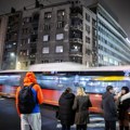 Mladić na Karaburmi išao za starijim parom, ono što je uradio dovelo ih do suza Oglasila se nepoznata žena: "To su moji…