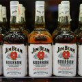 Jim Beam obustavlja proizvodnju u glavnoj destileriji na godinu dana
