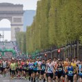 Svetski rekord u Parizu: 60.000 trkača na startu čuvenog maratona