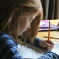Ученица у Србији изговорила најстрашнију реченицу: Наставник написао поруку родитељима коју сви треба да виде