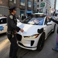 Policija u Kaliforniji od 1. jula moći će da kažnjava vozila bez vozača
