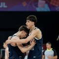 Turci, sram vas bilo! Napali srpsku decu zbog "tri prsta" - "To je četnički pozdrav"