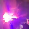 Трагедија у Врбасу: Ватра у потпуности прогутала гаражу, ватрогасци затекли буктињу - пронађено угљенисано тело након…