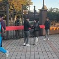 Učenici Jovine gimnazije ponovo u matičnoj školi, upozorili na neovlašćeno snimanje njihovog sastanka