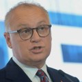 “Hitan poziv” sprečio ministra Vesića da odgovara na pitanja studenata