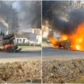 Drama kod Rume: Nakon udesa buknuo požar na automobilu, crni dim kulja iz vozila VIDEO
