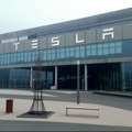 Tesla zbog napada na dalekovod gubi stotine milijuna eura