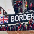 Migranti čistači u britanskoj vladi najavili štrajk, zahtevaju ista prava: Misle da su manje plaćeni zbog "boje kože"