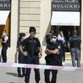 Pariz: Muškarac pucao u dvojicu policajaca u policijskoj stanici