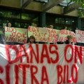 Protest ispred Višeg suda u Novom Sadu zbog pritvorenih aktivista: "Danas oni – sutra bilo ko"
