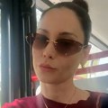 Луксуза ни на мапи! Мирка Васиљевић се вози градским превозом! Људи у аутобусу је гледали у неверици, а глумица тип-топ…