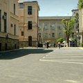 Renoviran parking iza suda u Kragujevcu samo za odabrane: Zatvoren za građane, rezervisan samo za funkcionere