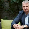 Profesor Timoti Šnajder analizira: Kako američka supersila izvršava samoubistvo