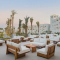 Orijentalan, pomalo boemski i besprekorno estetičan – Serry Beach Resort 5★ jedno je od najfotogeničnijih mesta moderne Hurgade…