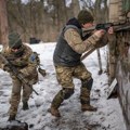 Kijevske trupe povukle se iz još dva sela kod Avdejevke; Šolc: Zemlje EU i NATO-a neće slati trupe u Ukrajinu