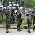 Droga zakopana na karipskoj plaži: Oružane snage Hondurasa zaplenile 2,7 tona kokaina u dva glisera