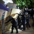 Policija uklanja kamp demonstranta na univerzitetu u Los Anđelesu