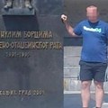 Ovo je vozač autobusa koji je napao tinejdžerke u Novom Sadu: Nasrnuo i na njihovu majku: I ranije pravio probleme? (foto)