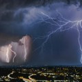 Sve je uništeno, ovo je užas; Nezapamćeno nevreme potuklo šumadijska sela FOTO