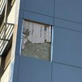 SSP: Aluminijumski panel pao sa nedavno obnovljenog objekta u KCV-u (FOTO)