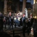Demonstranti upali u dvorište predsedničke rezidencije u Tbilisiju
