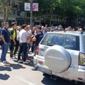 Protest zbog incidenta kod Pravnog fakulteta u Beogradu, povređeni penzioner stabilno