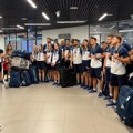 Tomašević i Bojović dočekali srpske sportiste na aerodromu po povratku iz Taranta