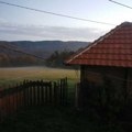Danas sunčano i toplo, temperatura do 25 stepeni, uveče moguća kiša