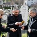 Na grobu majke Mome Kapora: U Sarajevu, 14 godina od njegove smrti, održani manifestacija i molitveno sećanje na velikog…