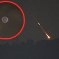 Izrael presreo balistički projektil izvan Zemljine atmosfere? Zabeležena misteriozna scena tokom masovnog iranskog napada…