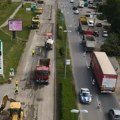 Nesreća na izlazu iz Novog Sada, jedna osoba poginula (foto)