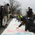 Studenti snimaju film, režimski mediji su deo prikazali kao lažiranje incidenata