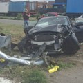 Jeziva saobraćajka kod Galenike: Automobil ulubljen do neprepoznatljivosti, na licu mesta Hitna pomoć