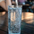 Stručnjaci otkrili koliko je gazirana voda štetna po zdravlje