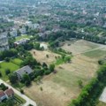 Konačno očistili smeće: Uklonjena divlja deponija pored igrališta u Beloj Crkvi